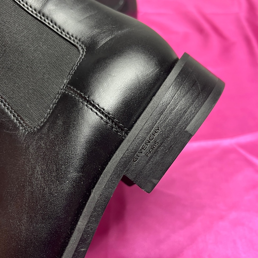 NEW! Givenchy leather boots size 37.5
